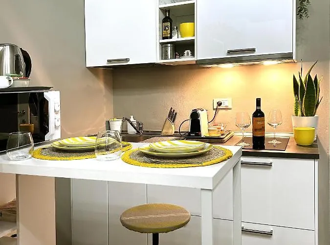 Room114 - Near The Center * Florencie